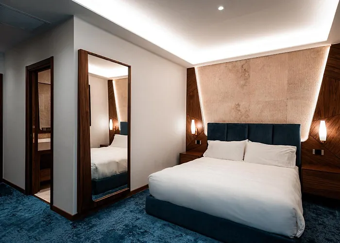 Via Veneto Hotel 4*